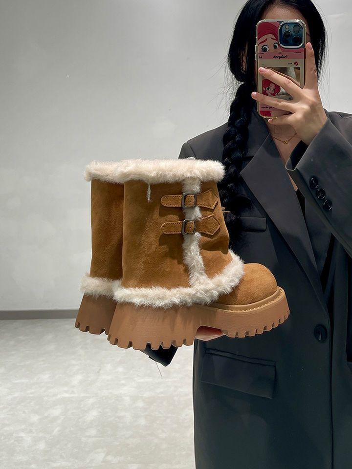 Thick heeled and height increasing snow snow boots luxury cotton boots for women winter cotton shoes with wool lining for warmth big toe designer boot