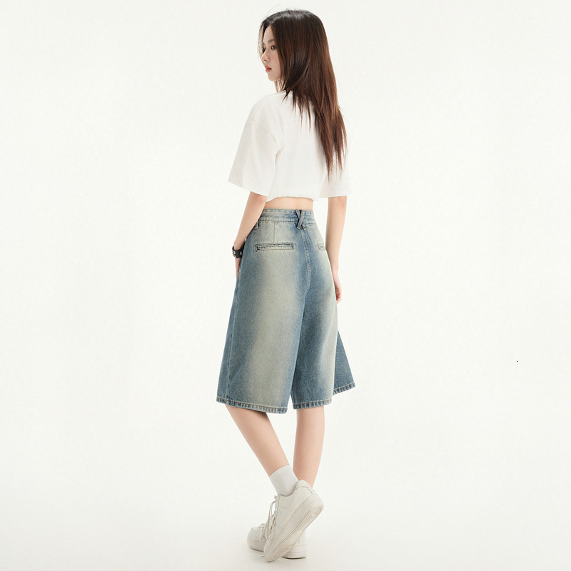 2025S Women s Designer Shorts American High Waisted Five Quarter Pants Summer New Straight Leg Loose Fit Wide Leg Mid Length Pants Hot Pants Beach Pan