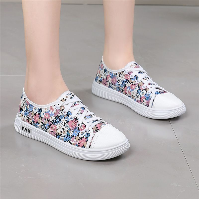 2025 Spring and Summer New Canvas Shoes for Women, Breathable, Fashionable, Sports and Leisure Shoes, Versatile, Flat bottomed, Student
