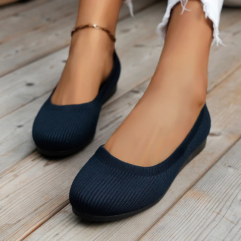 Spring Womens Flat Shoes Knitting Sock Sneakers Breathable Slip on Female Rpound Toe Loafers 36-43 Plus Size Light Shoes 250402