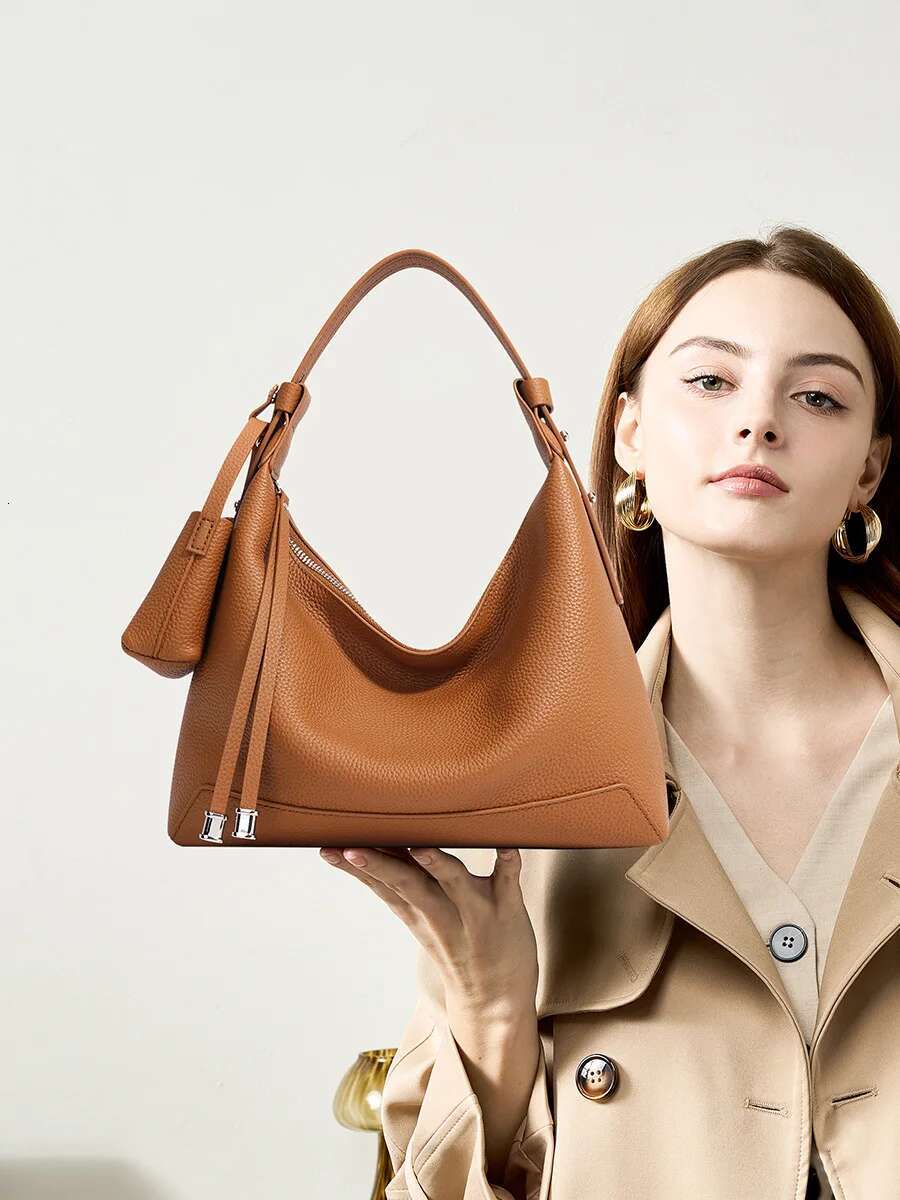 YANATARI Dumpg Leather Soft Leather Large Capacity Minimalist Crossbody Bag Women Female Fashion