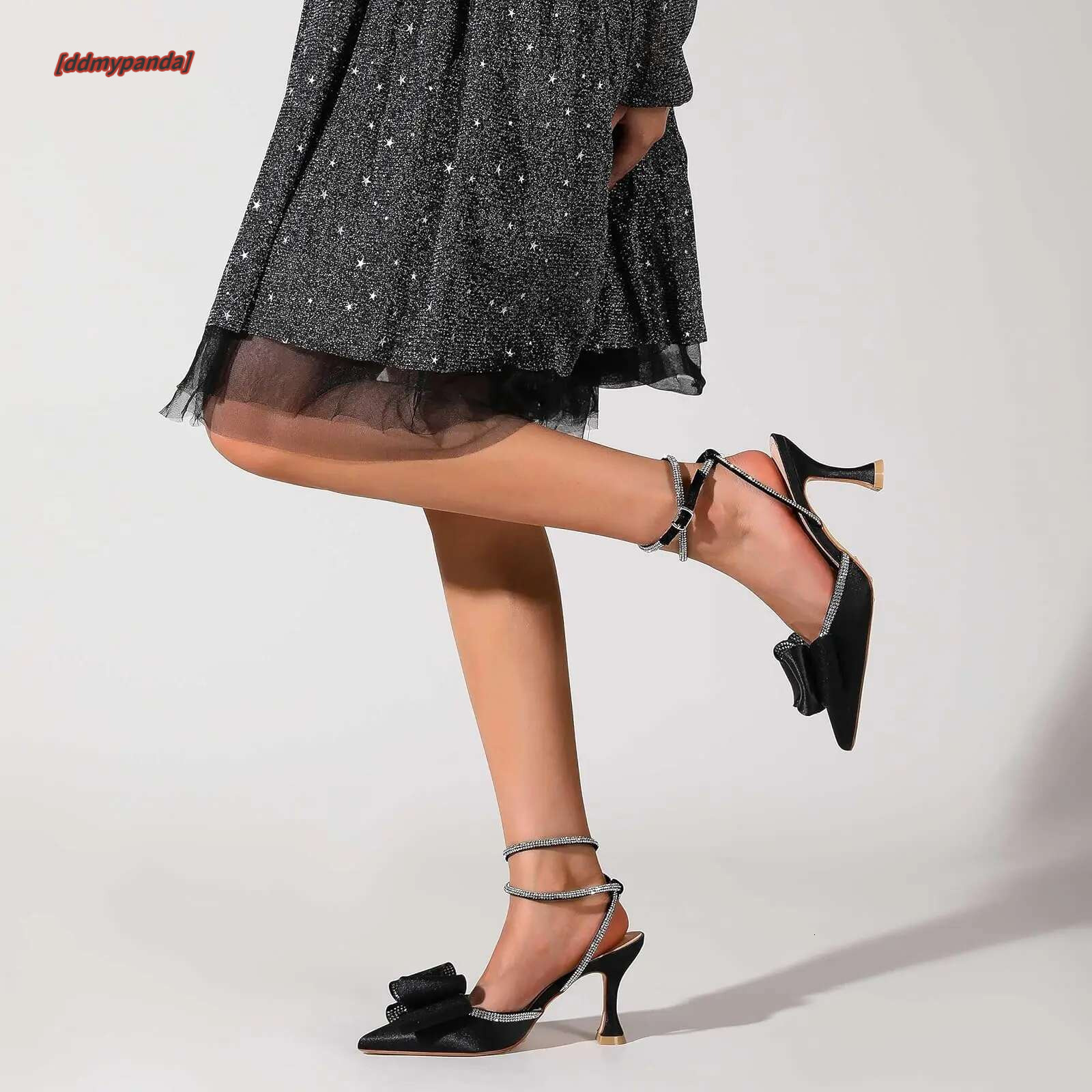 Black butterfly pointed toe, rhie sgback. Sexy high heels, fashionable and elegant shoes. ddmypanda