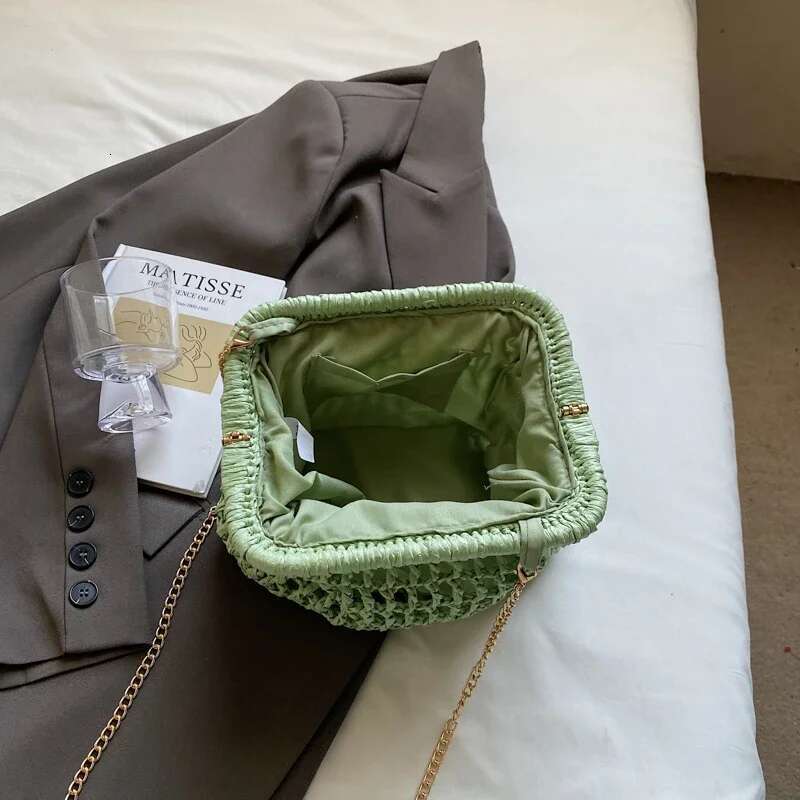 Summer Designer Hollow Out Shoulder Straw Weaving Clutch Purse Women Dumpg Crossbody Beach Bag Fashion Cloud Pouch