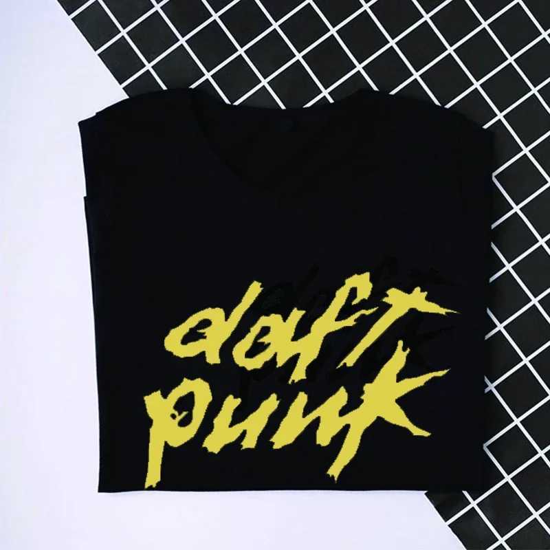 Stupid punk printed mens T-shirt cool electronic home music street dance DJ top retro mens short sleeved clothing Ropa HombreXJ250409