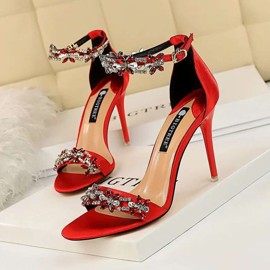 Soft Silk Open Toe Women Sandals 2025 Summer Crystal Ankle Buckle High Heels Shoes Bride Party Lady Green Red Black Pumps