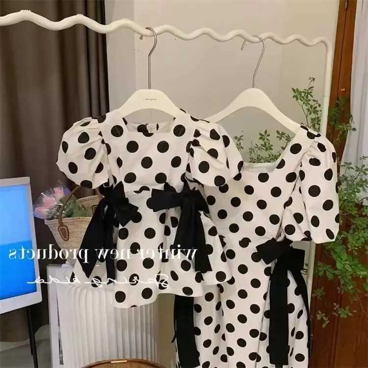 Match Family Dress 2024 Point Mother Daughter Dress Short Sleeve Girl Big Sister Mother Child Family Match Dress S2548