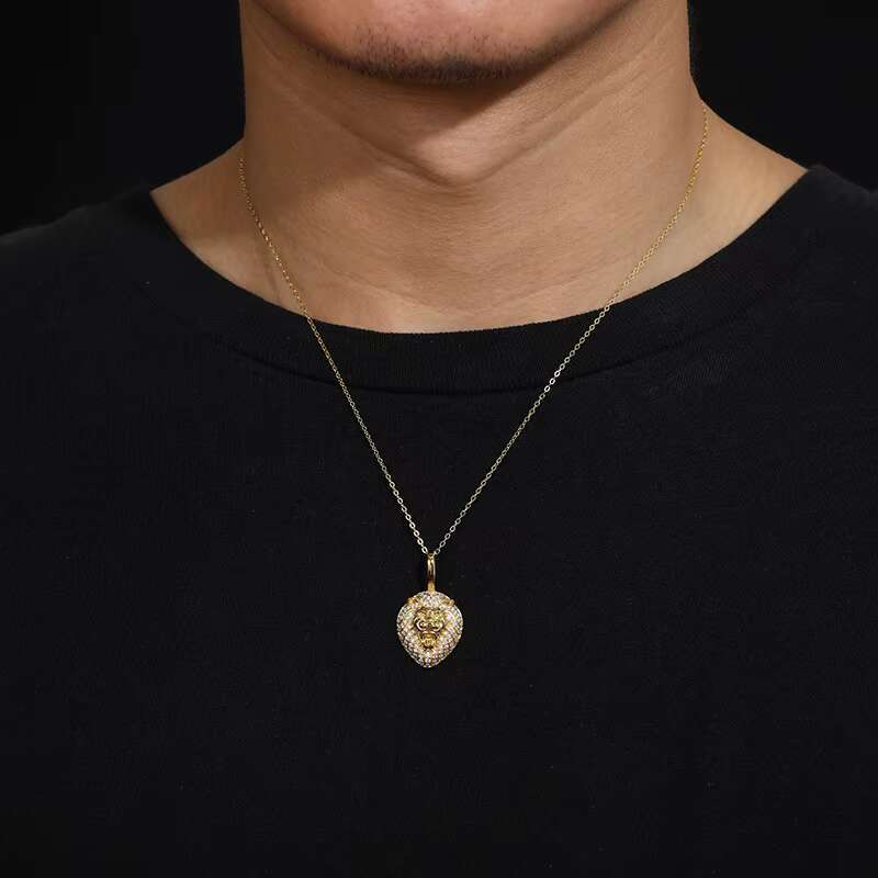European American Lion Head 925 Silver Inlaid Moissanite Solid Pendant Hip-Hop Style Clavicle Chain for Men Women Unique