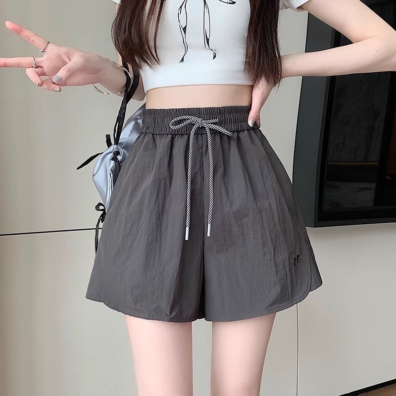 2025S Women s Designer Shorts Ice Silk Quick Drying Wide Leg Hot Pants Summer Plus Size Casual Fitness Yoga Hot Sports Pants Beach Pants