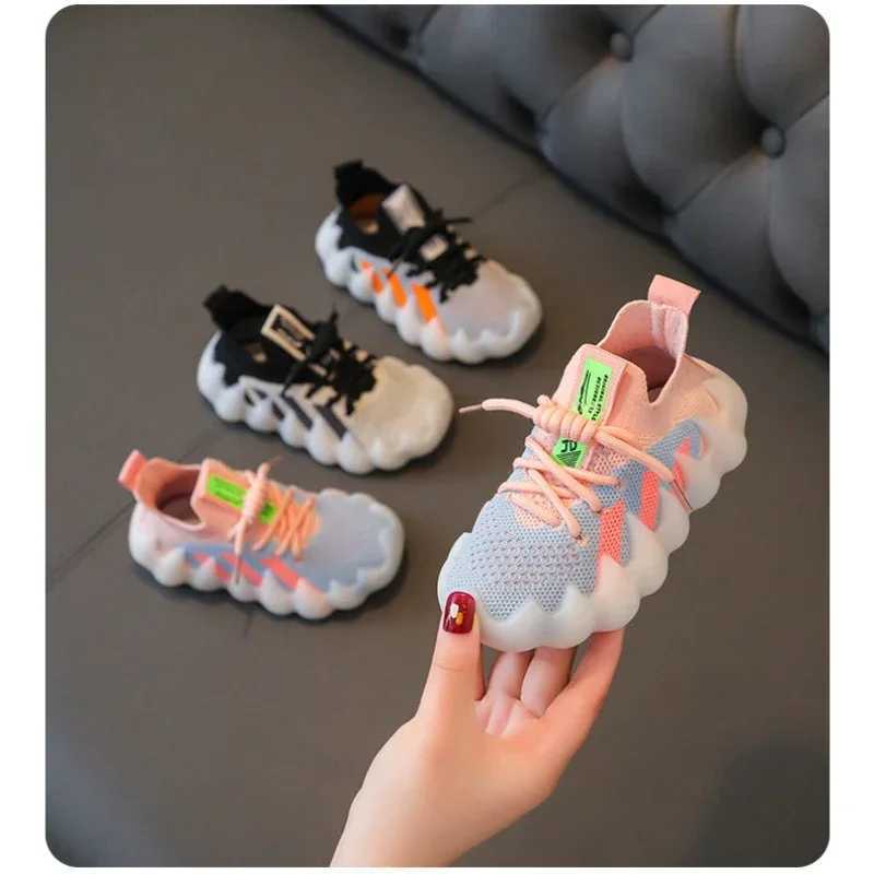Luxury boys sports shoes childrens casual shoes 2025 fashionable childrens mesh girls sports running shoes childrens baby shoes X250409