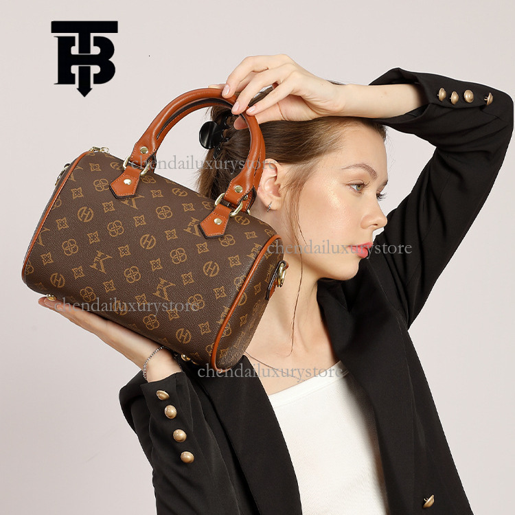 TB BHULAMTE Designer Women's Bag Luxury New Single Shoulder Crossbody Bag Letter Printed Casual Wide Shoulder Strap Tassel Handbag Fashion Trend 