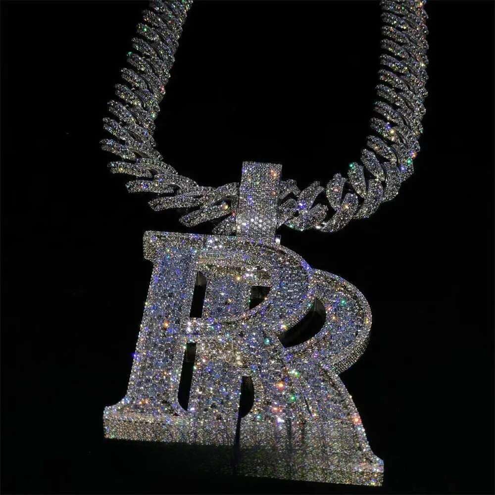 Custom Hip Hop Jewelry Rapper Letter Iced Out Baguette Initial Vvs Moissanite Pendant