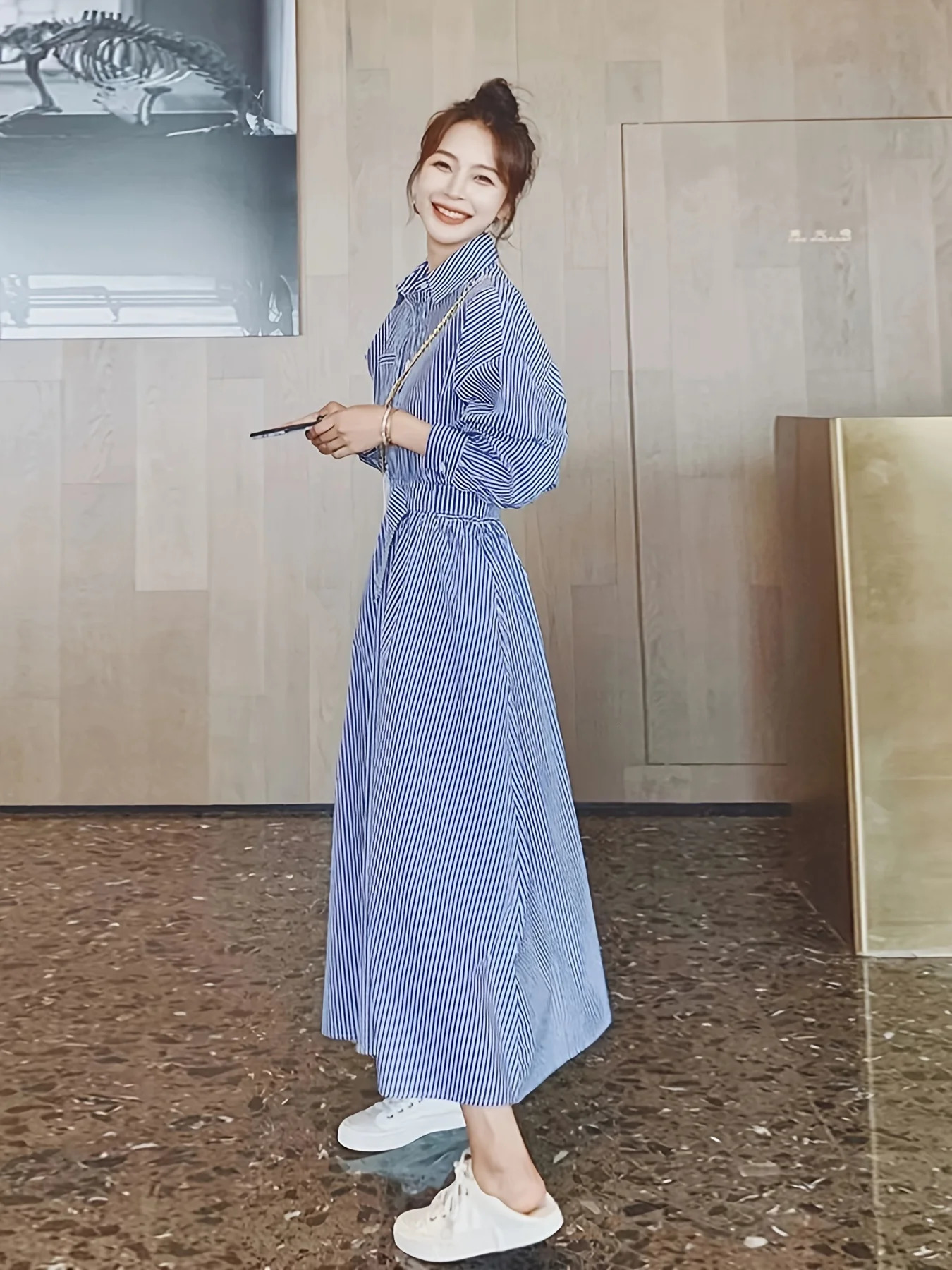 in ! Womens blue white striped shirt dress suitable for spring and autumn Weight loss with waist wrinkles high end long 250409