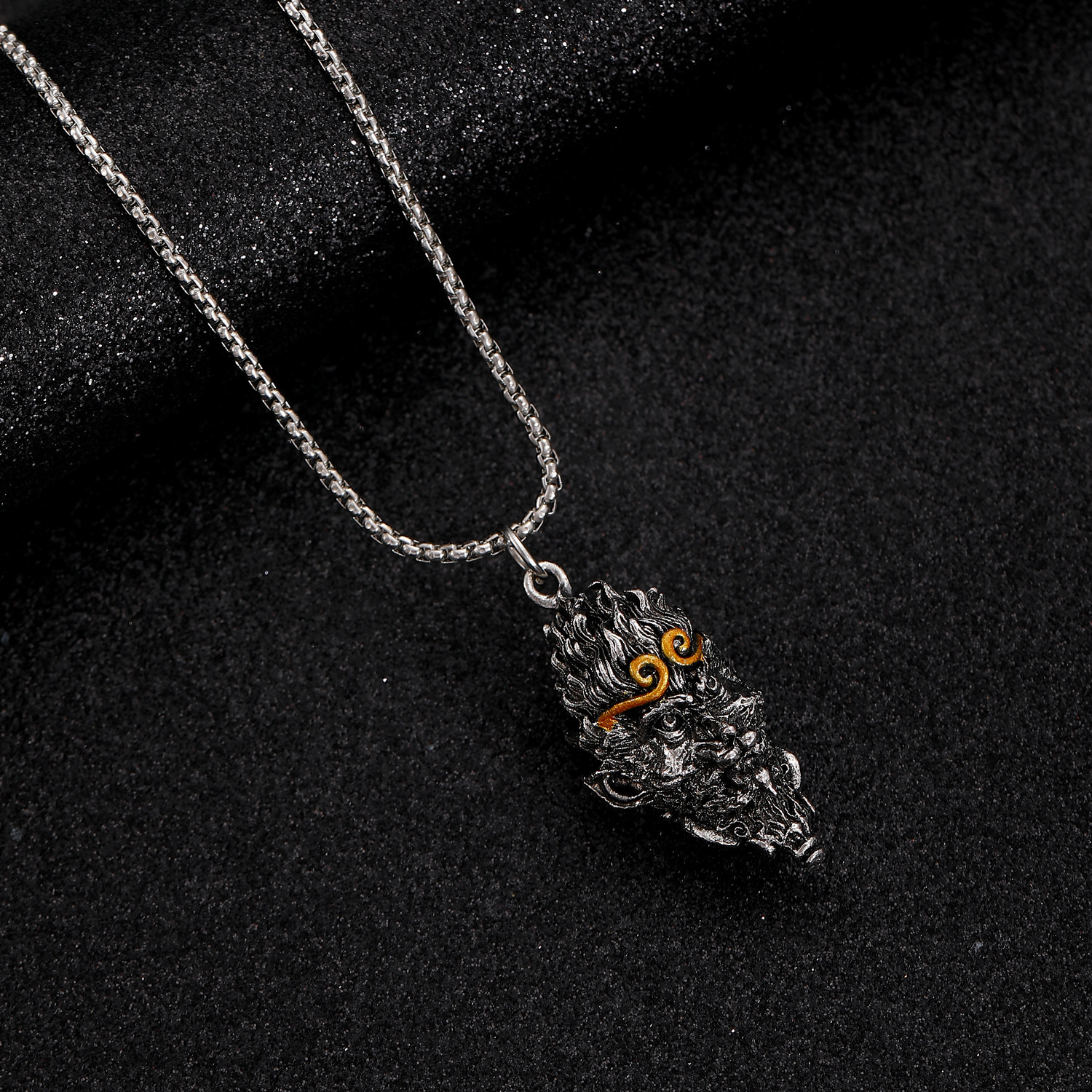 New Mythical Game Peripheral Eco-friendly Ancient Sier Golden Hoop Wukong Alloy Pendant Necklace for Men