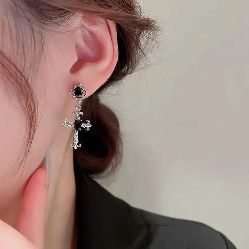 Gothic Cross Black Drill Drop Earrings Women Punk Halloween Jewellery Creativity Fashion Gorgeous Statement Jewelry Girl Gifts Z250408