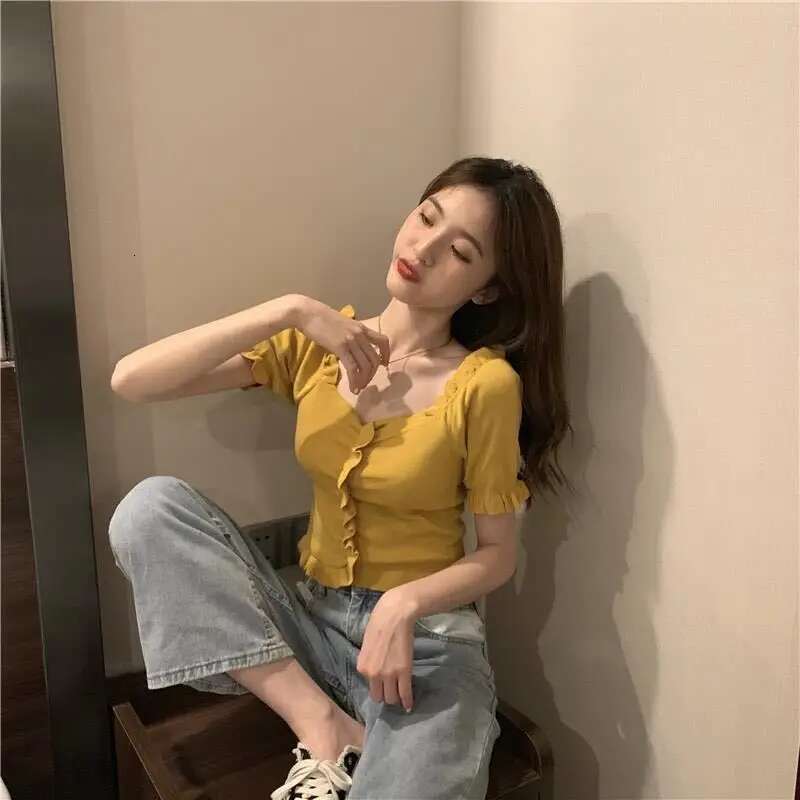 New Summer Sweater Ice Silk Puff Black Ears V-neck T-shirt for Women Slim Sleeves Short Top