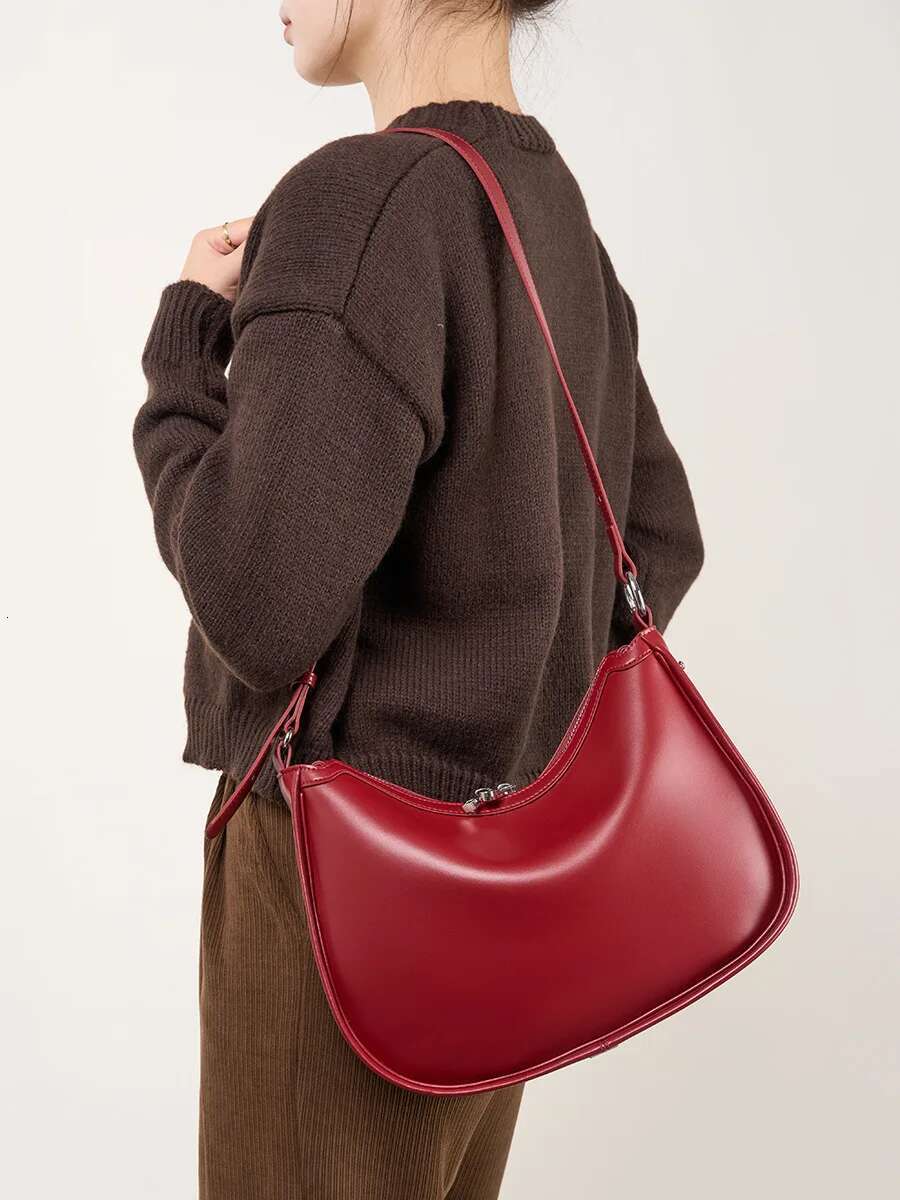 100% Genuine Leather Crescent Handbag Women 2025 New Simple High Quality Shoulder Crossbody Bag Commuter