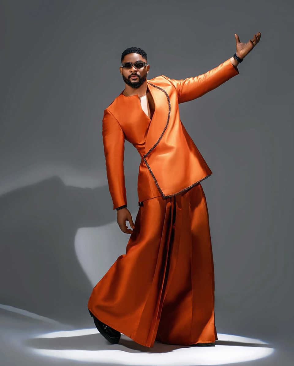 Plus Size Orange Mens Tuxedos Beading Formal Party Birthday Groom Wear Customized Cosplay Outfits 2 Pieces
