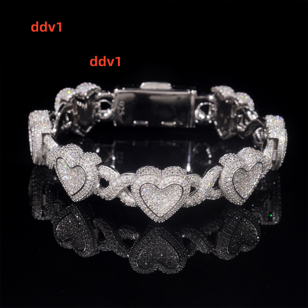 European American Hip-Hop Style 925 Silver Heart-Shaped Moissanite Bracelet Infinity Heart Bracelet Jewelry