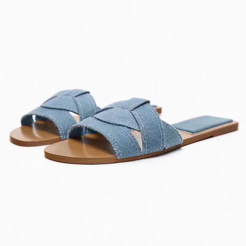Women 2025 summer new fashion slippers outside wearing plus-size casual all-in-one blue denim flat sandals women