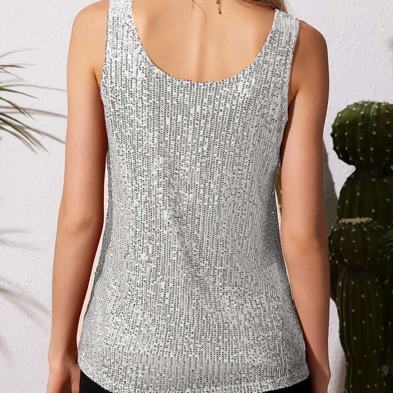 Dongdumaoyi Summer Women Top Solid Color Sequin Decoration Round Neck Lady Vest Stage Show Glitter Sleeveless Female T Shirt Women S Tight Underwear