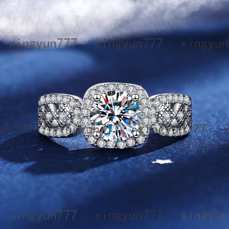 Wholesale Custom Jewelry VVS 1ct Brilliant Cut Moissanite Diamond Wedding S925 Sterling Silver Rings for Women Engagement Gift