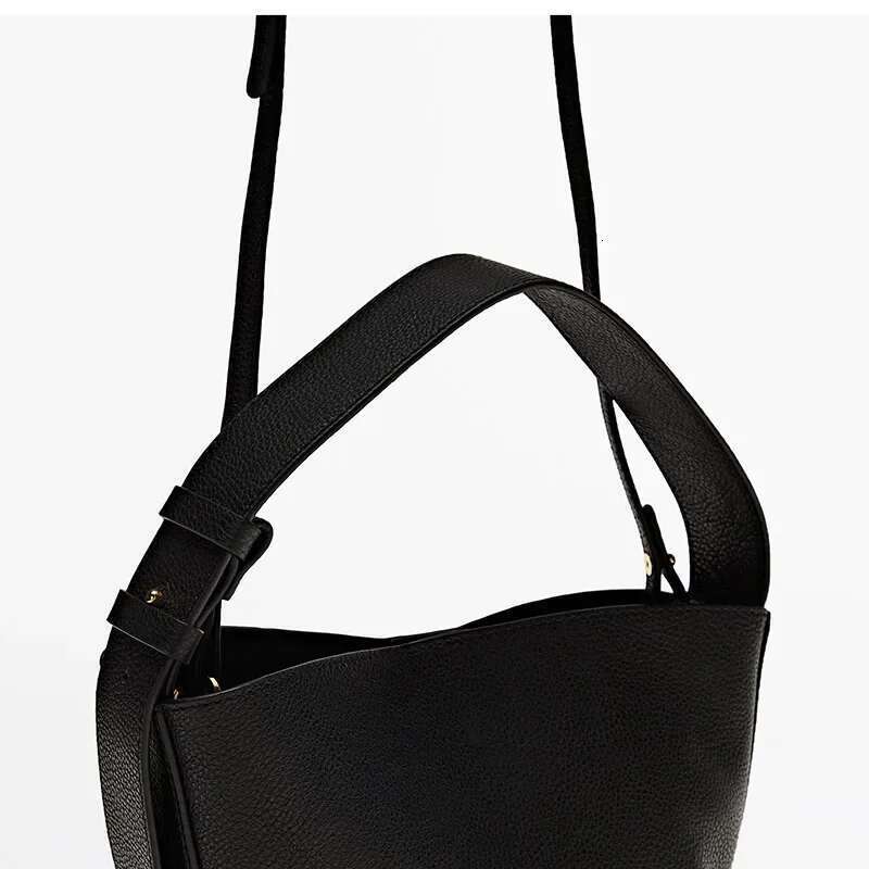 JER STRICK New Women's Fashion Genuine Leather Retro Casual Shoulder Crossbody Cowhide Simple Half Moon Hand Bags