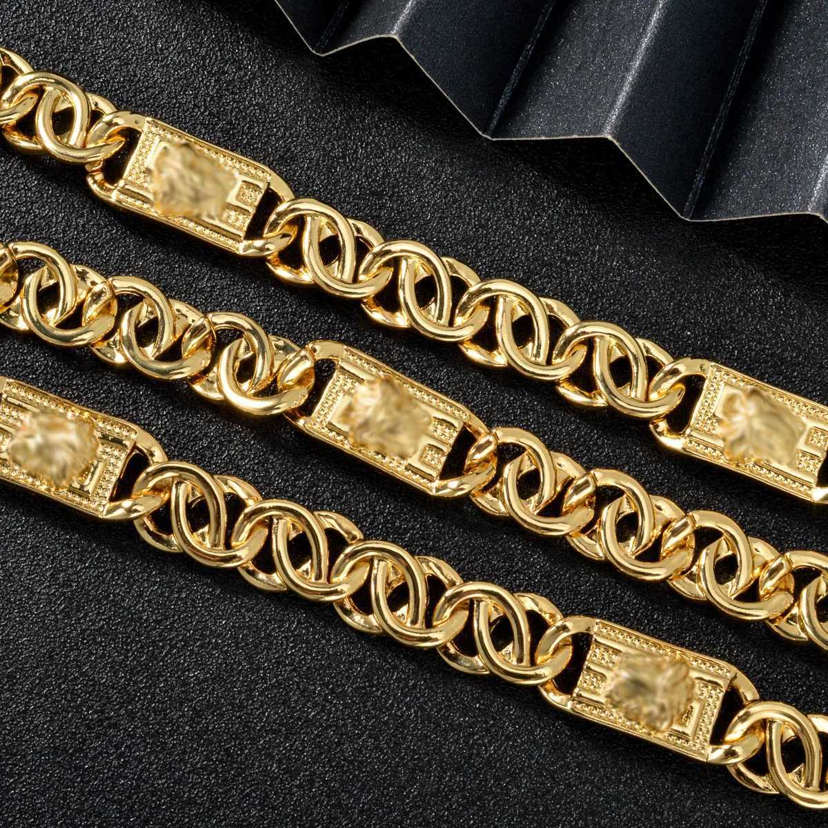 A set of womens fashionable jewelry set hip-hop punk minimalist copper necklace jewelry bracelet suitable for daily party wear Y250408