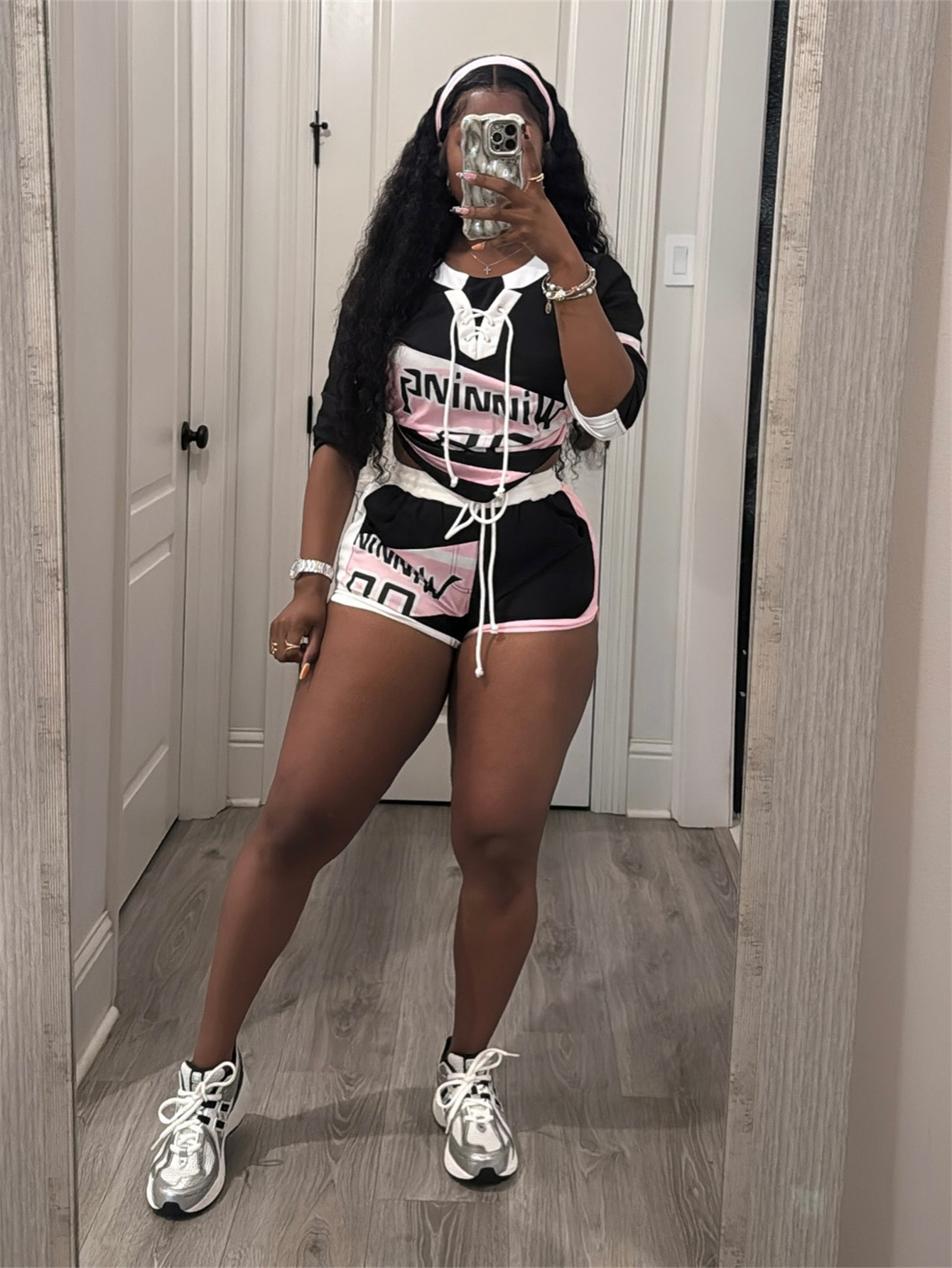 2025S Designer Women S Set Summer Casual Lace Up Tricolor Letter Printed Short Sleeved Top Waist Length Shorts Set For Women