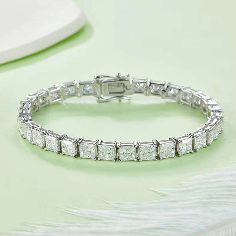 Hot Sales Moissanite Bracelet S925 Silver Mossianite Tennis Chain Princess Cut Fashion Bracelets Moissanite Tennis Chain