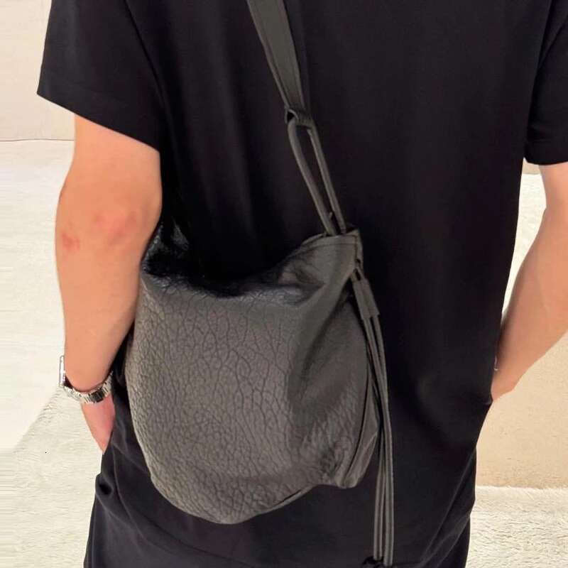 Irregular Hobos Bags Women Designer Handbags Purses 2025 New Casual Large Capacity Commuting Ladies Shoulder