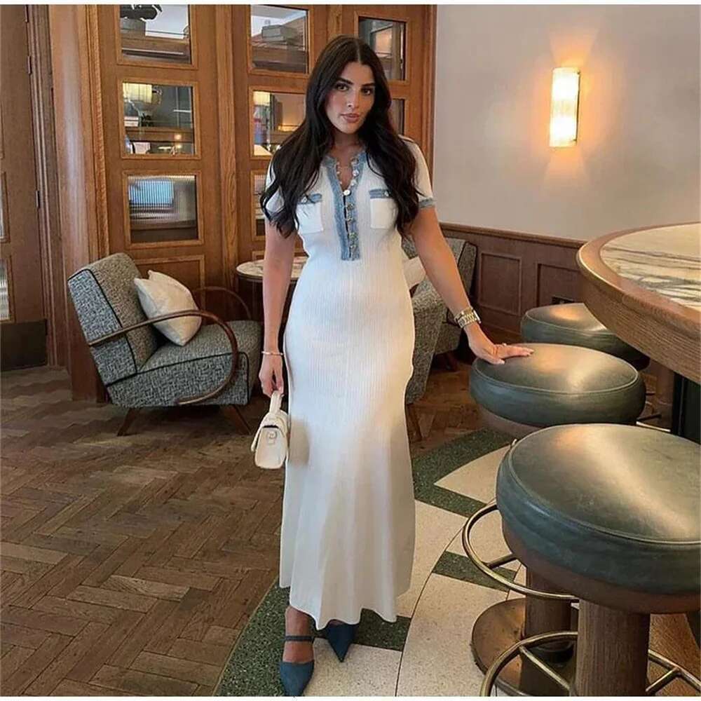 Elegant Contrasting Women Knit Maxi Dress Chic O-Neck Short Sleeve Metal Buttons Bodycon Dresses Office Lady Commuting Robe