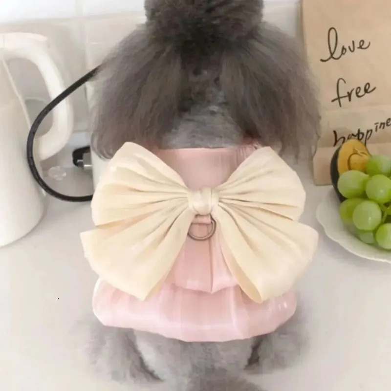 Free delivery spring/summer yarn skin for cats dogs pets breathable traction thin part sun skirt dog white dress 250409