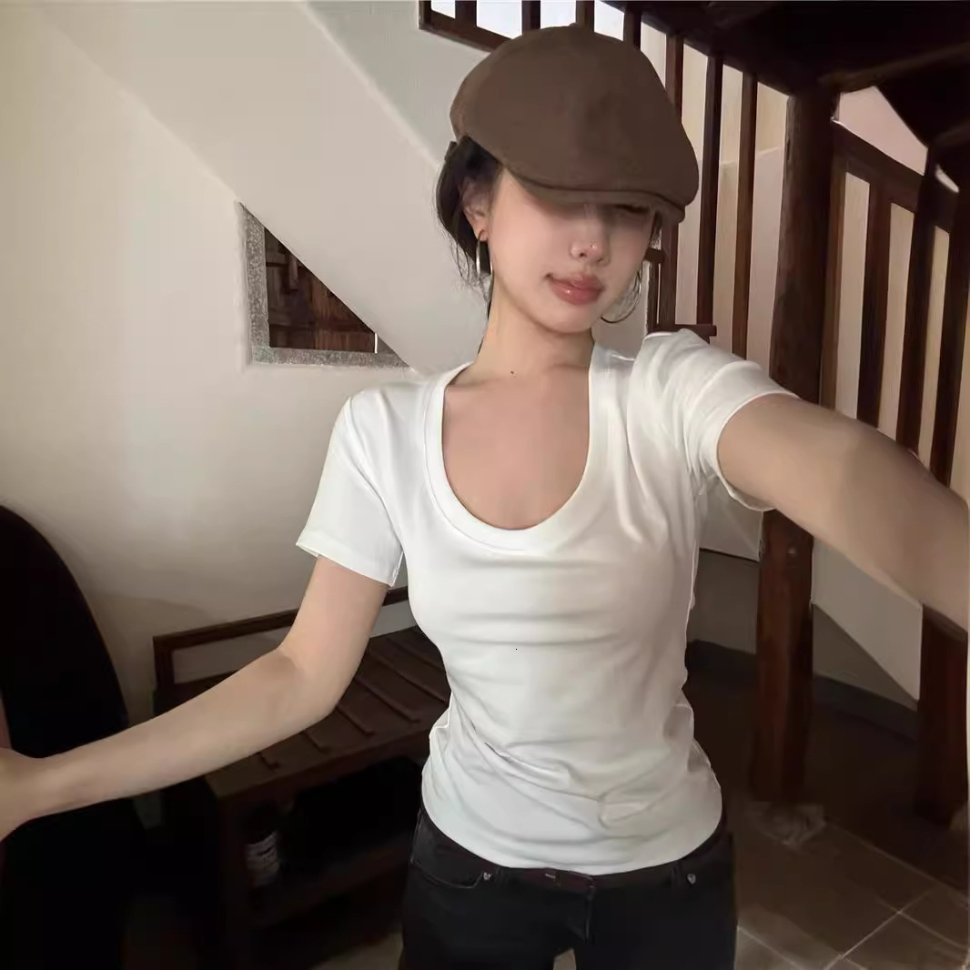 2025S Designer Women S T Shirt Solid Color Simple U Neck T Shirt For Women Summer New Korean Version Slim Fit Versatile Short Sleeved Student Top Ins 