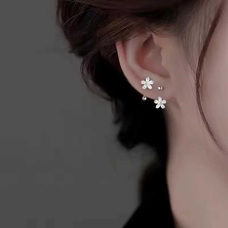 Sam Panda 925 Sterling Silver Flower Screw Puncture Stud Earrings for Women Fine Jewelry Light Luxury Minimalist Accessories Z250408