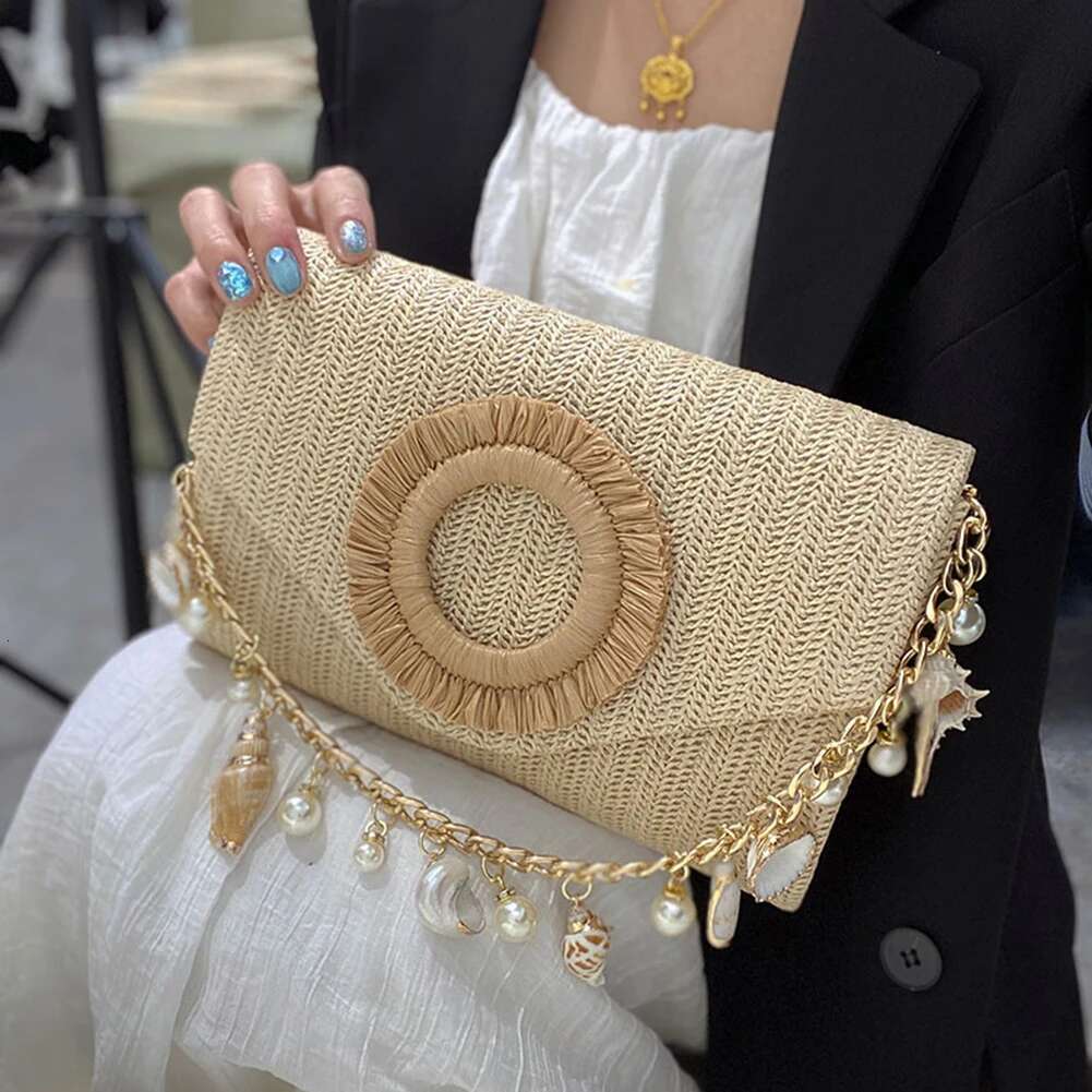 Women Elegant Straw Handbag Large Capacity All-Match Shell Clutch Stylish Knit Evening Travel Shopping Commute Bag