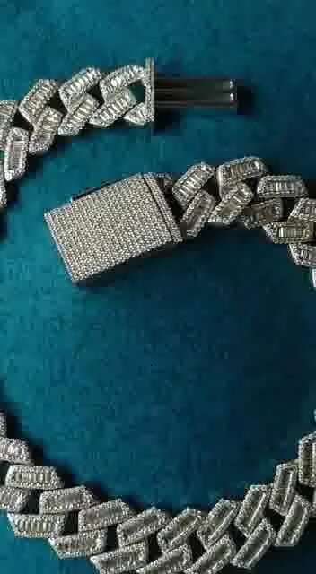 Two Row VVS Moissanite Cuban Link Chain Bracelet New Design Iced Out Moissanite Jewelry Diamond Main Stone for Gift From India