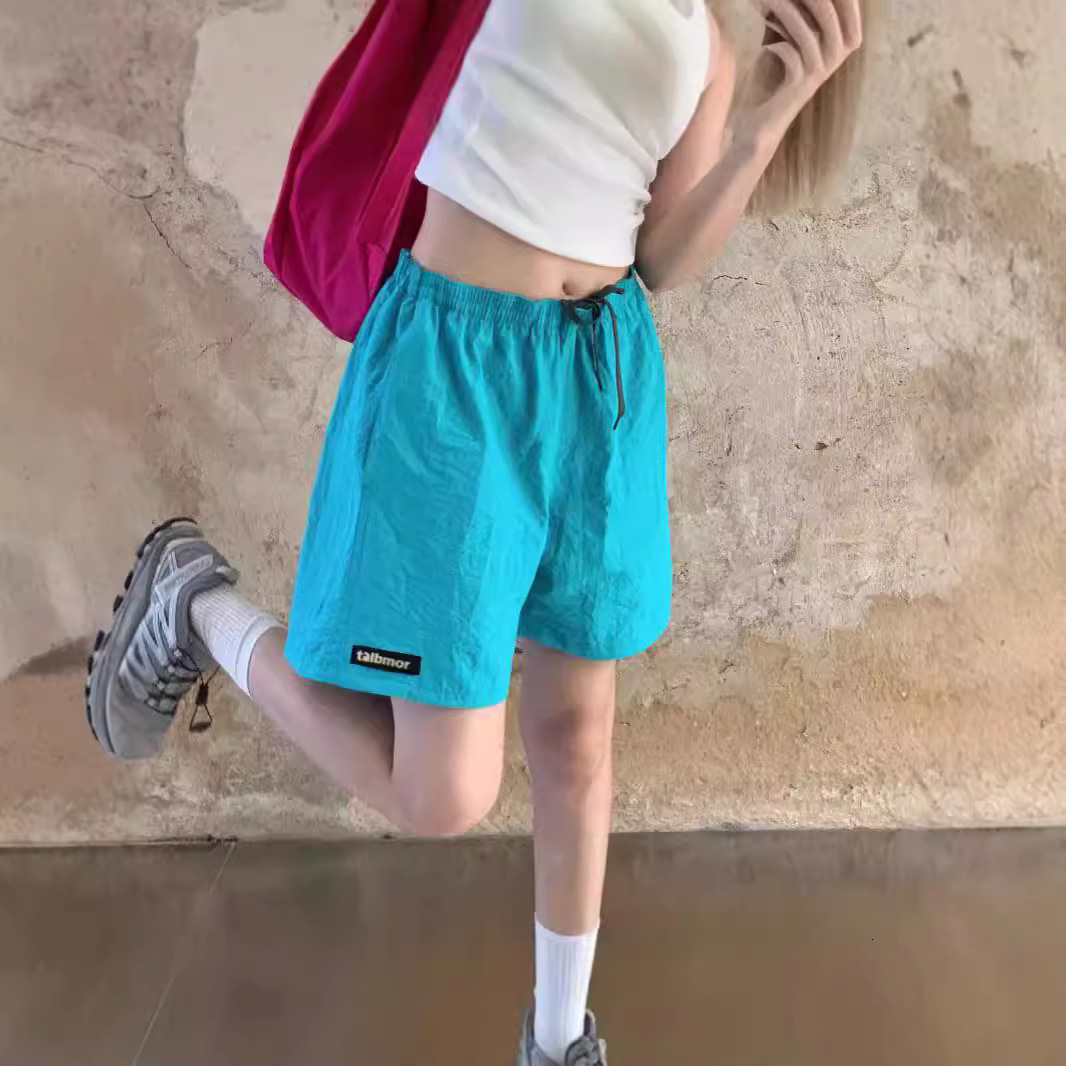 2025S Designer Shorts For Women Dopamine Work Women S Summer New Quick Drying Casual Sports Five Quarter High Waist Slimming Wide Leg Short Pants Tren