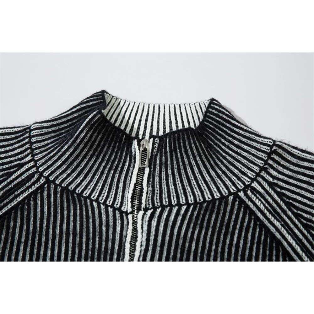 Vertical Stripes Knitted Sweatercoat Mens High Street Autumn Winter Stand Collar Raglan Long Sleeve Sweater Outerwear Men