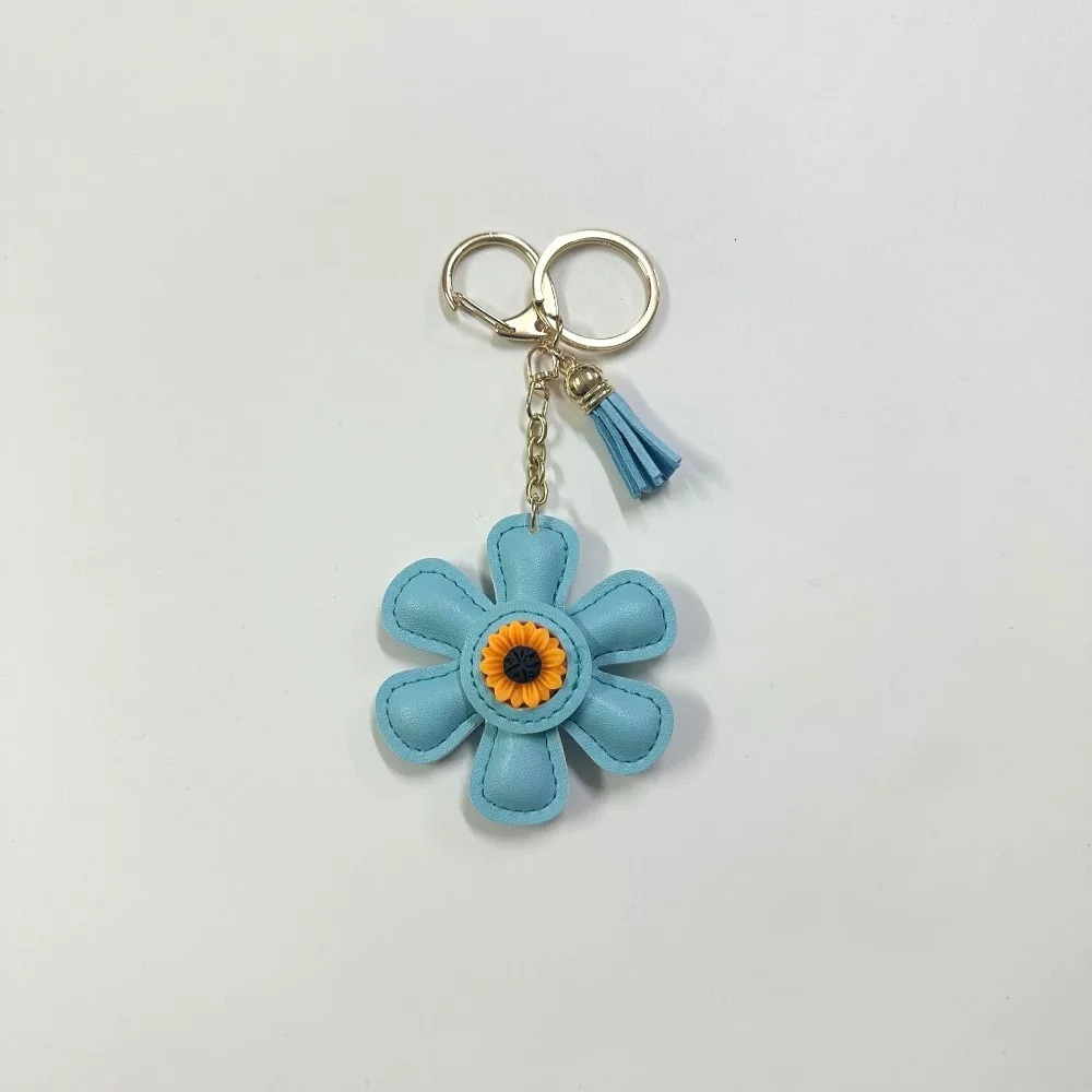 Creative Sunflower Bag Charm Keychain PU Leather Pendant Sweet Flower Backpack Decoration Accessories Gift 250408