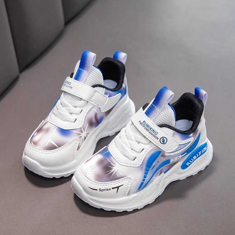Student sports shoes mesh breathable 2025 brand new childrens running shoes white anti slip childrens fashion shoes thick soft sole trend X250409