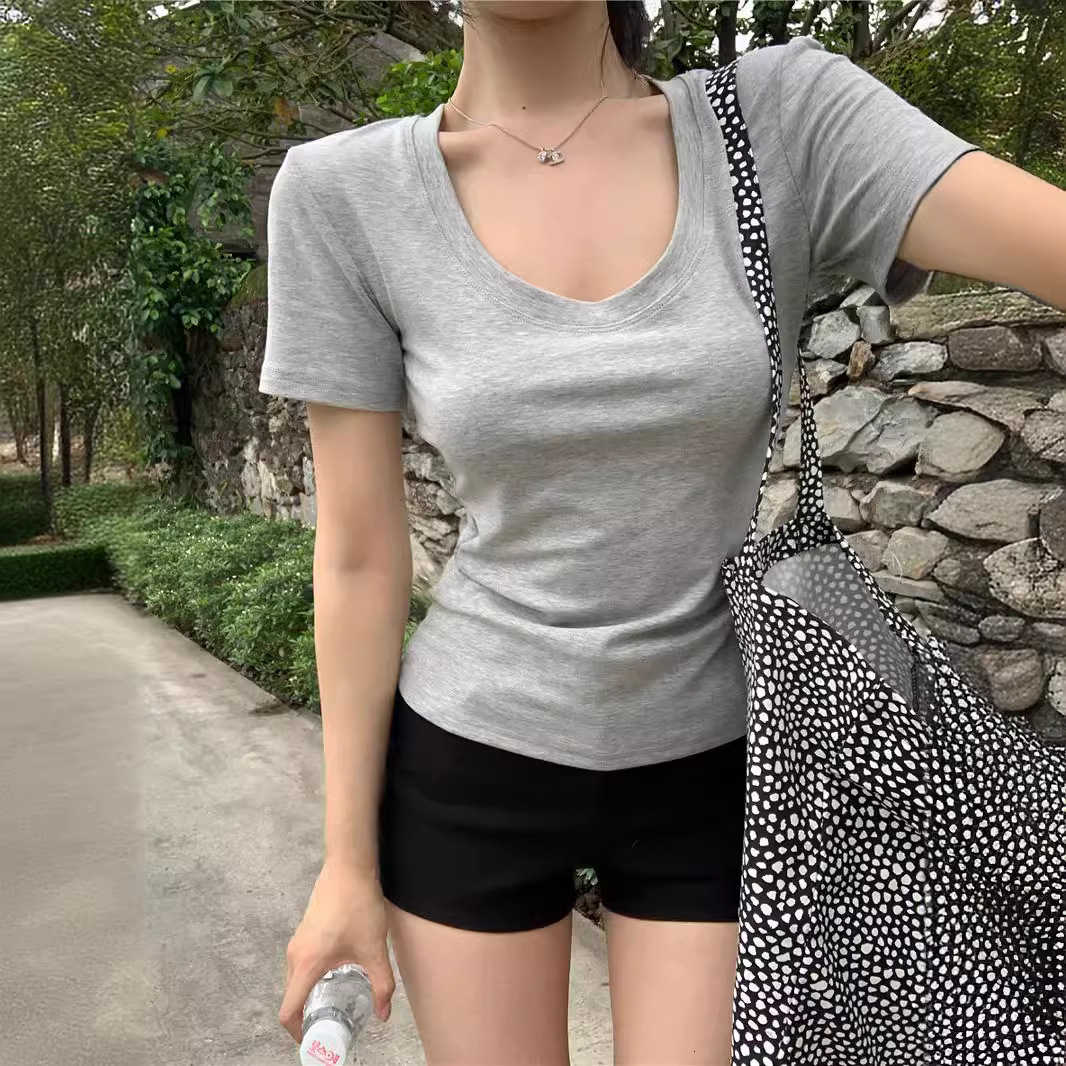 2025S Designer Women S T Shirt Solid Color Simple U Neck T Shirt For Women Summer New Korean Version Slim Fit Versatile Short Sleeved Student Top Ins 