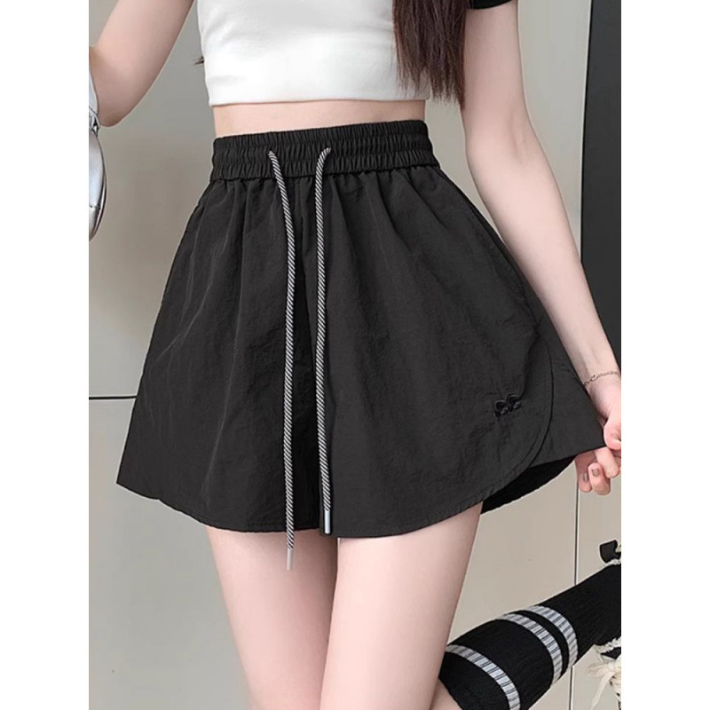 2025S Women s Designer Shorts Ice Silk Quick Drying Wide Leg Hot Pants Summer Plus Size Casual Fitness Yoga Hot Sports Pants Beach Pants