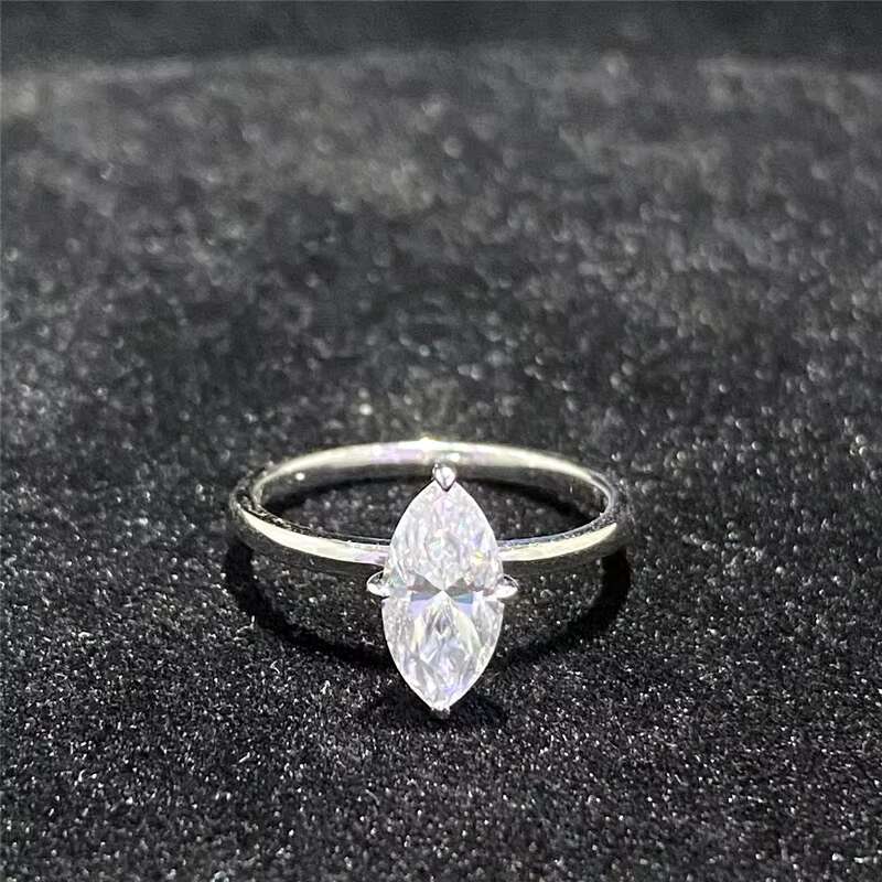 Wholesale Silver Moissanite Ring 1CT 2CT 3CT Round Pear Heart Shape Fashion Jewelry Moissanite Ring for Engagement
