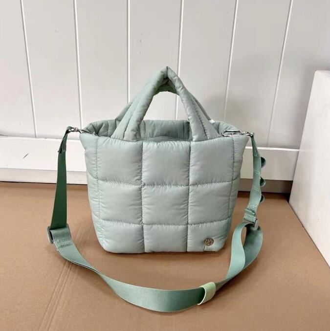 Quilted Puff sport Tote Bag Women Space Down Feather Padded Space Cotton winter warm bucket Crossbody Shoulder Bags M38