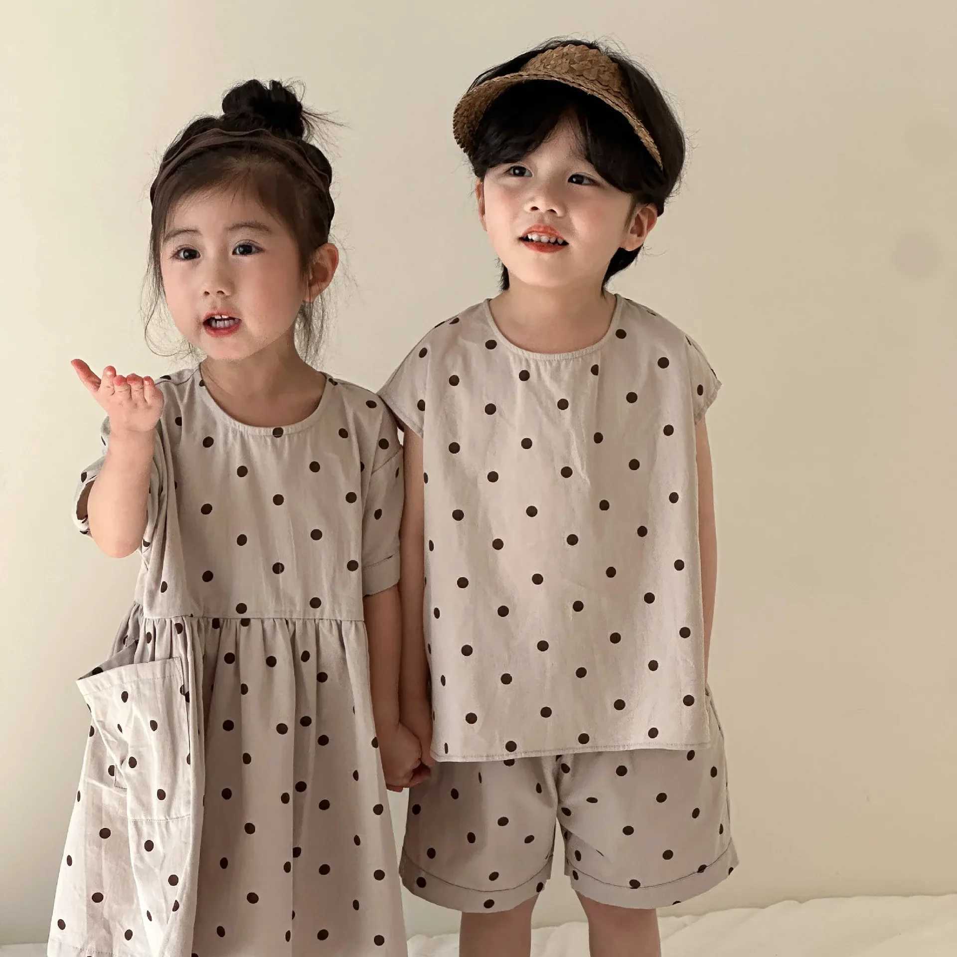 8988 Brothers and sisters Clothing 2024 Summer New Cotton Dot Girls Dress or Boys Set Short Sleeve T-shirt+Shorts S2548