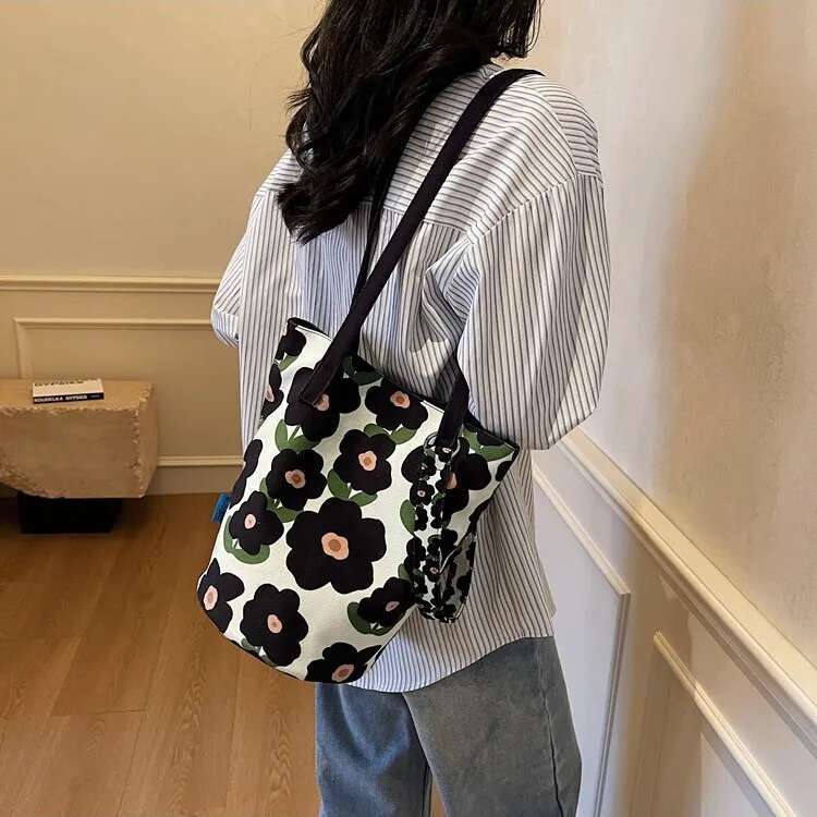 Large Capacity Canvas Bucket Fashionable Trendy Shoulder Bag For Girls With Print Versatile Unique Design Handbag
