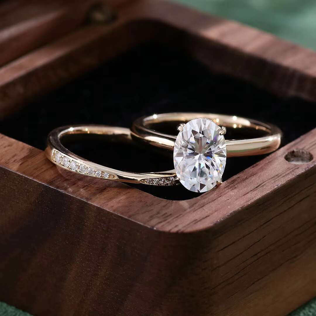 Wedding Rings Gold 18K Couple VVS Moissanite Ring Custom 2CT Oval Cut Solitaire Engagement Ring Set