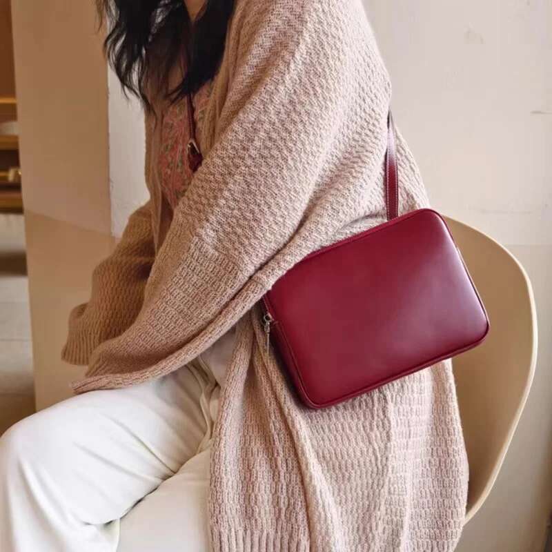 2024 Korean Square Box Briefcase Leather Envelope Fashion Simple Women Handbag Quality Commuter Shoulder Crossbody Bag