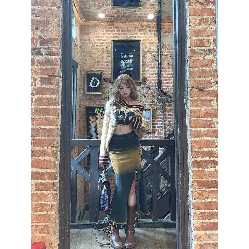 Women's Wear Oversized Korean Preppy Style Letter Print Loose Sweater Women Fashion V-Neck Design Straight Top Autumn Winter Elegant Pullover