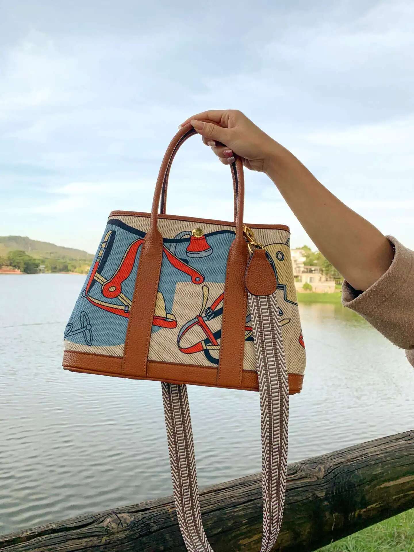 Canvas Fashion Handbag For Women Large Capacity Wide Shoulder Belt Crossbody Bags Female Casual All-Match Shopping Tote Bag